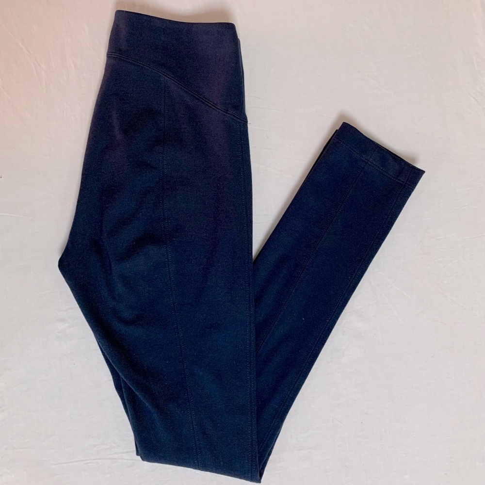 White House Black Market NAVY BLUE instantly slimming leggings